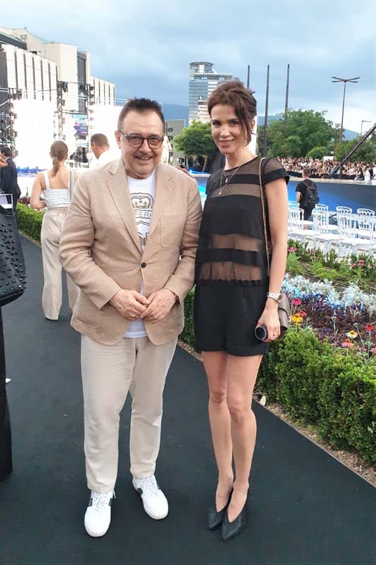 ЕКСПЛОЗИВНО РЕВЮ НА JUST CAVALLI В ЦЕНТЪРА НА СОФИЯ